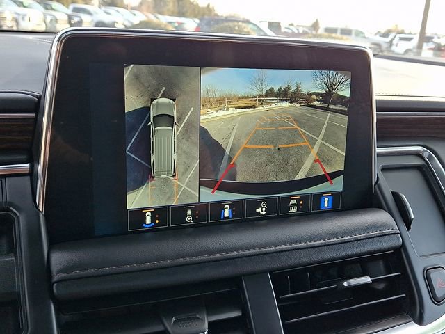 Used 2023 Chevrolet Suburban High Country image 19