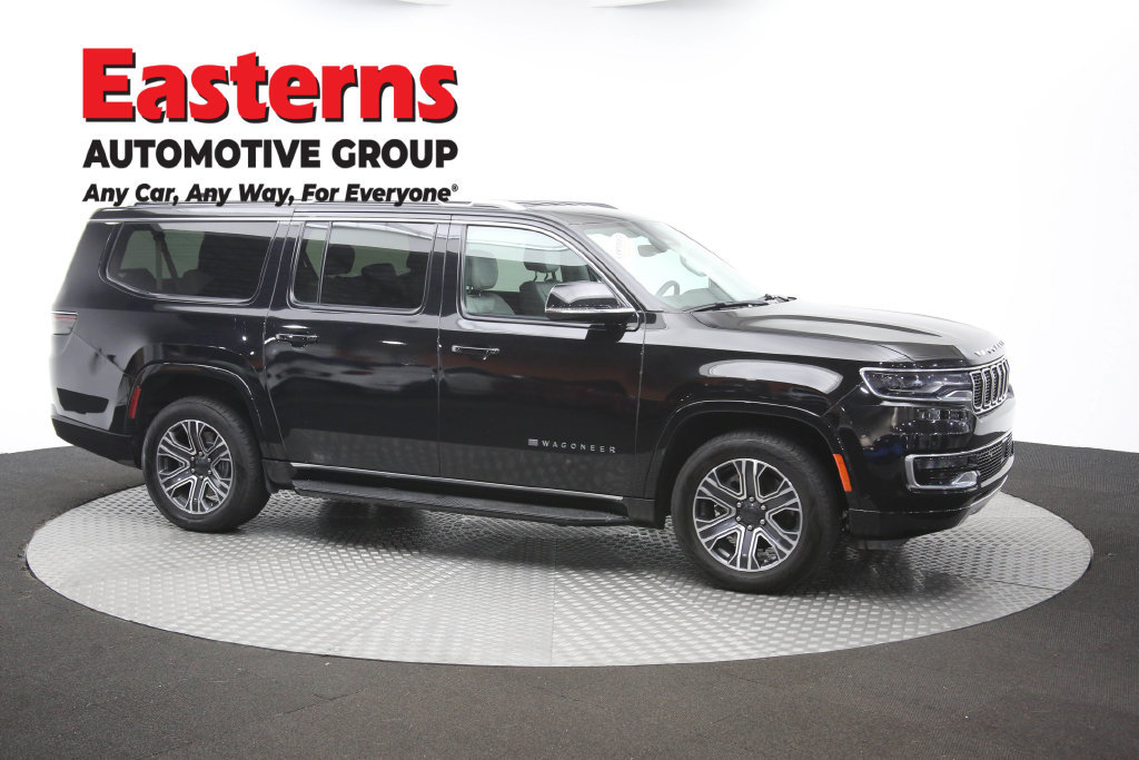 Used 2024 Jeep Wagoneer L Series II w/ Flexible Seating Group RWD image 54
