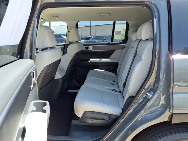 New 2027 Hyundai Santa Fe SEL FWD image 17