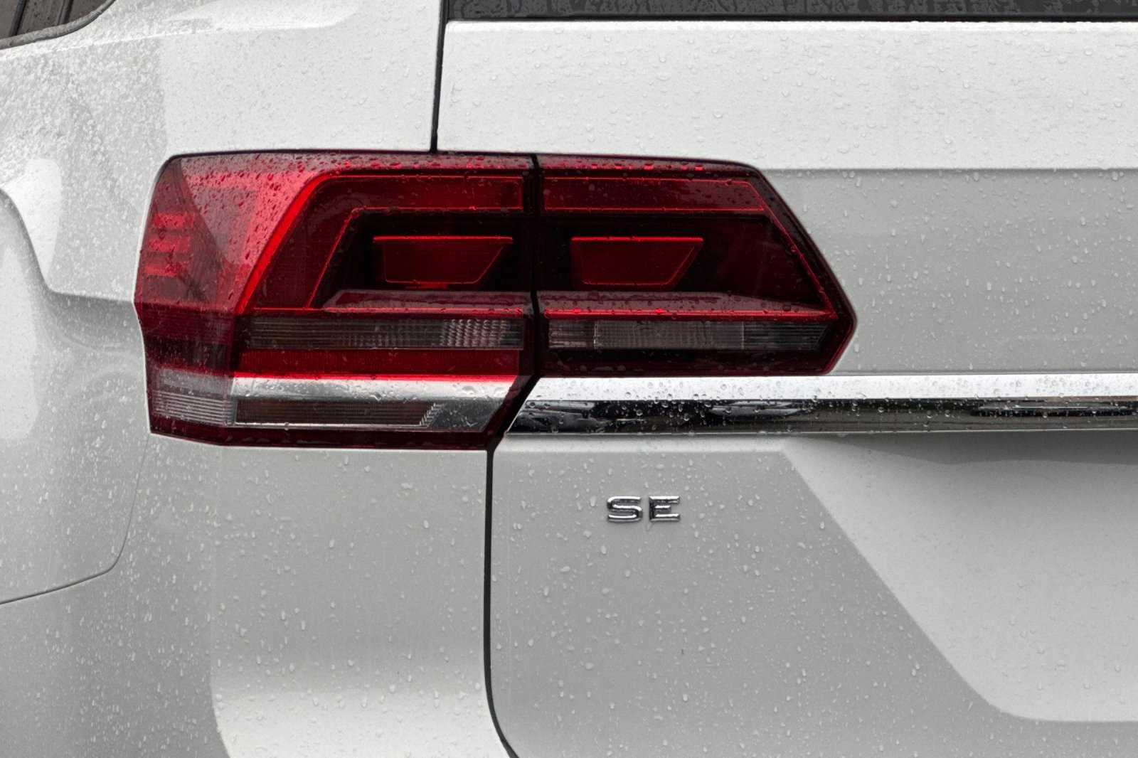 Used 2018 Volkswagen Atlas SE image 13