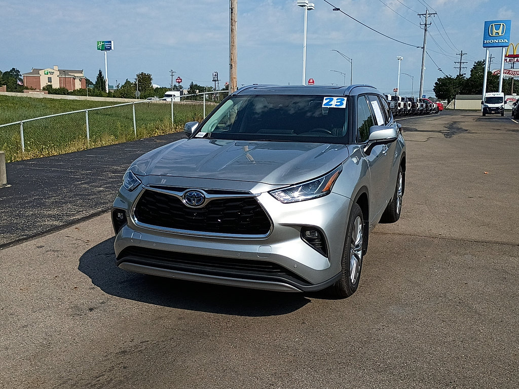 Used 2023 Toyota Highlander Platinum AWD/4WD image 7