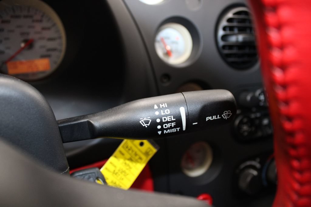Used 2004 Dodge Viper SRT-10 RWD image 28
