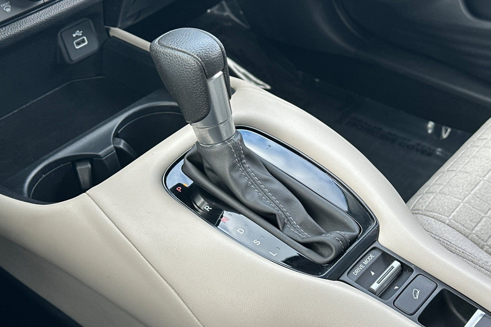 Certified 2024 Honda HR-V LX image 24