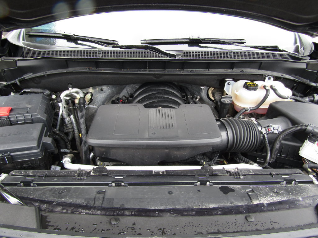 Used 2025 Chevrolet Tahoe RST AWD/4WD image 34