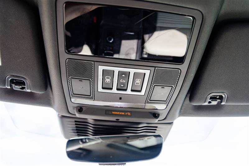 Used 2022 Land Rover Discovery S R-Dynamic AWD/4WD image 22