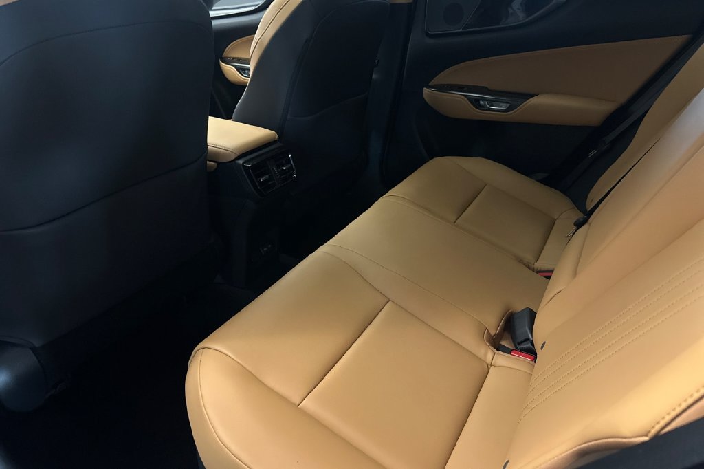 Used 2024 Lexus NX 350h AWD w/ Cold Area Package image 12