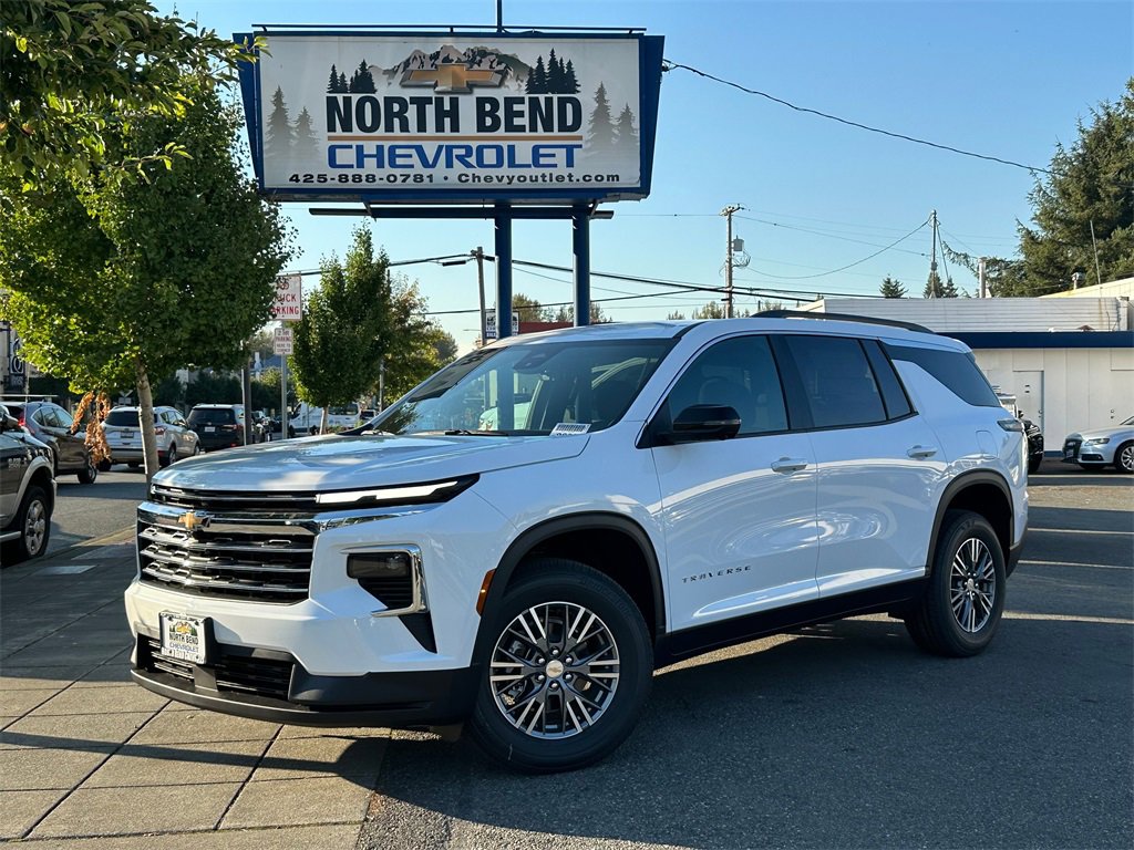 New 2026 Chevrolet Traverse LT w/ Driver Confidence Package
