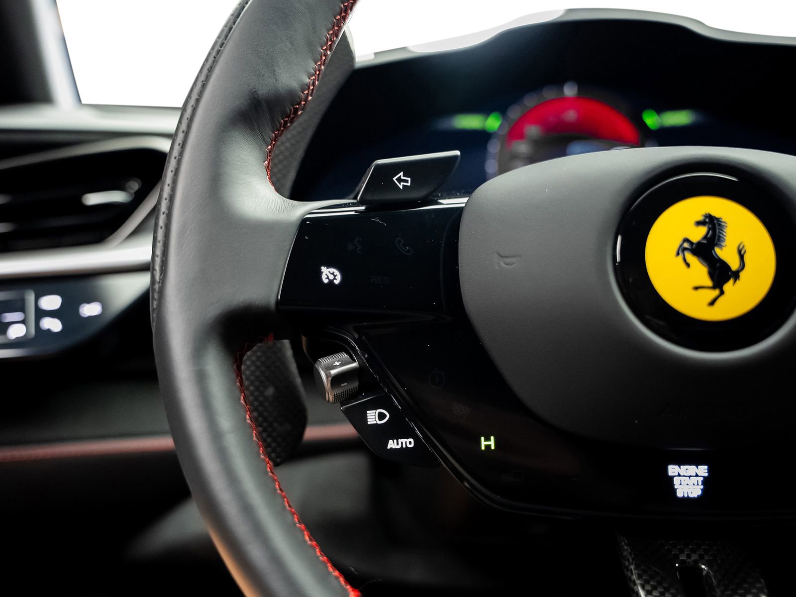 Used 2022 Ferrari SF90 Stradale image 44