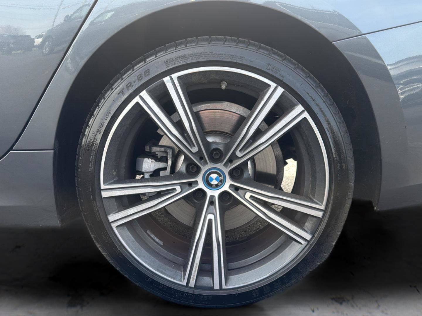 Used 2022 BMW 330e w/ Driving Assistance Package image 20