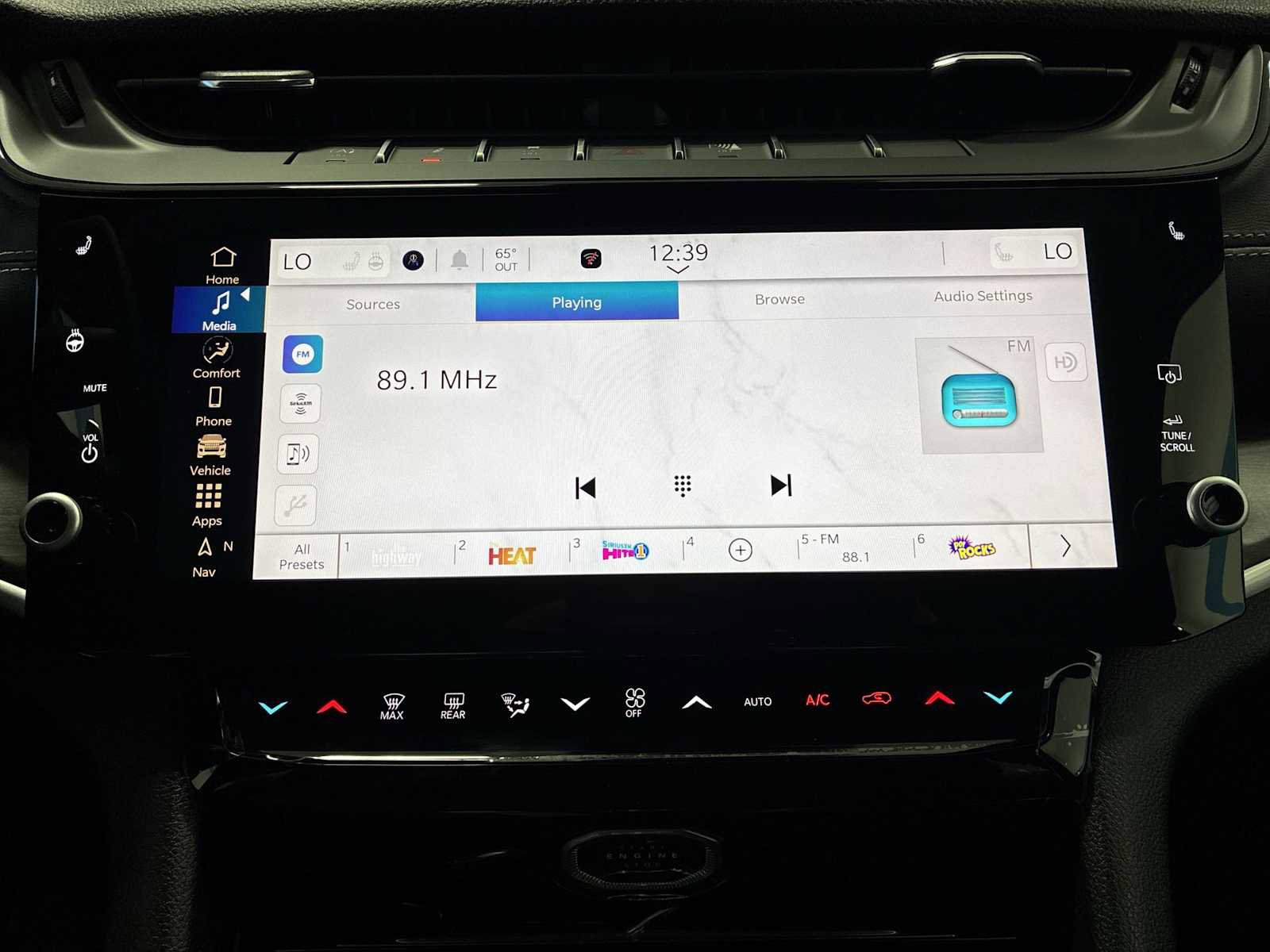 New 2026 Jeep Grand Cherokee L Limited image 12