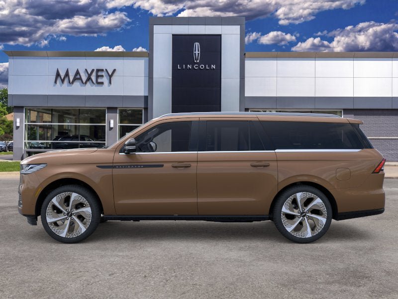 New 2026 Lincoln Navigator L Black Label AWD/4WD image 3