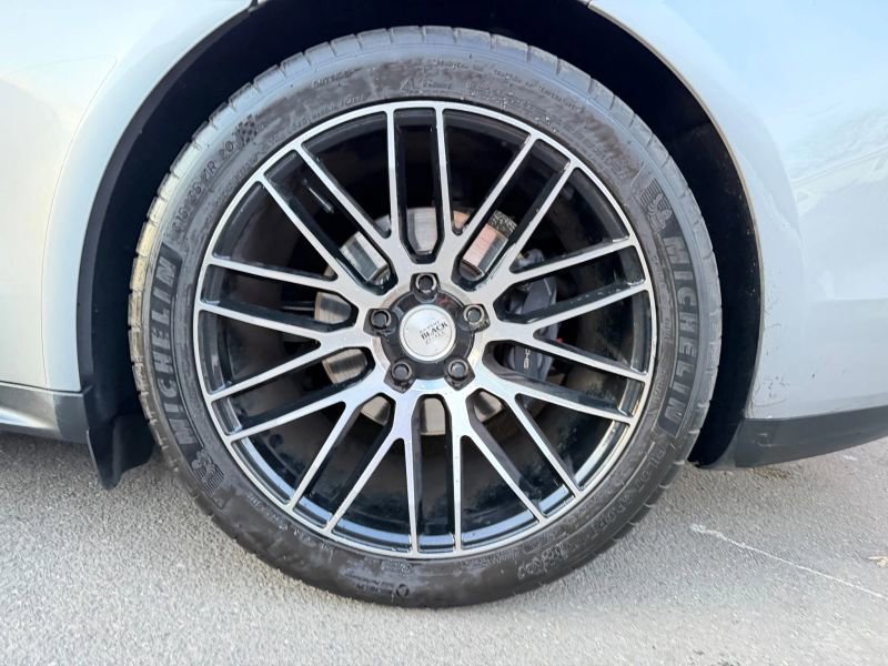 Used 2018 Porsche Panamera 4 w/ Premium Package image 36