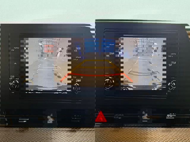 Used 2025 Kia Sportage LX image 27