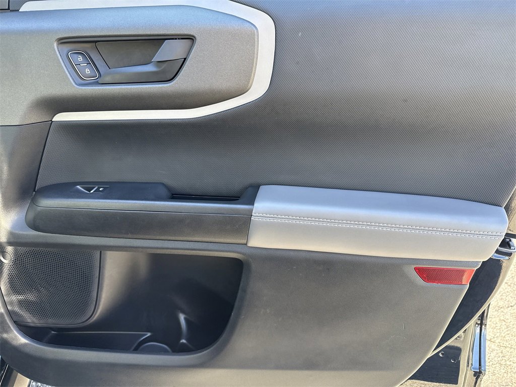 Used 2025 Ford Bronco Sport Badlands image 14