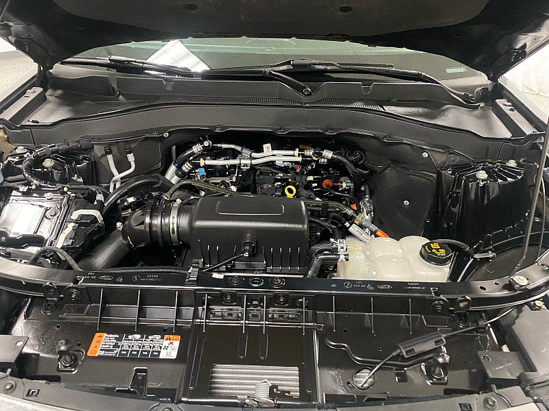 Used 2022 Ford Explorer XLT image 17