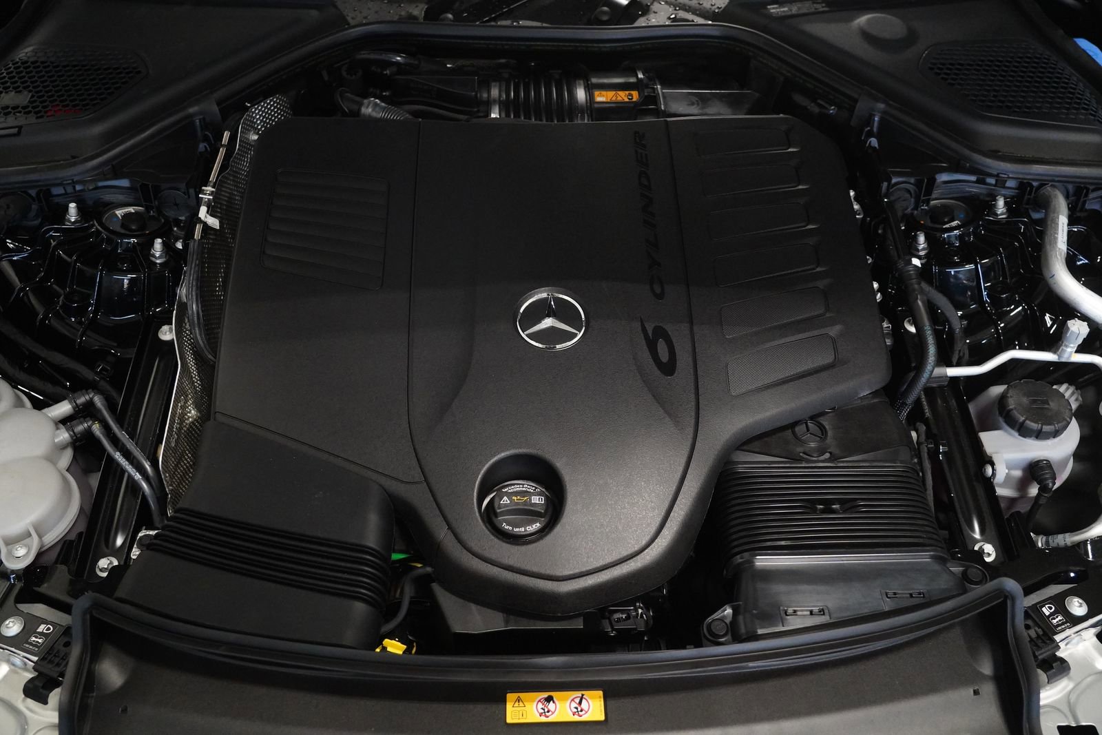 New 2026 Mercedes-Benz E 450 4MATIC Sedan image 32