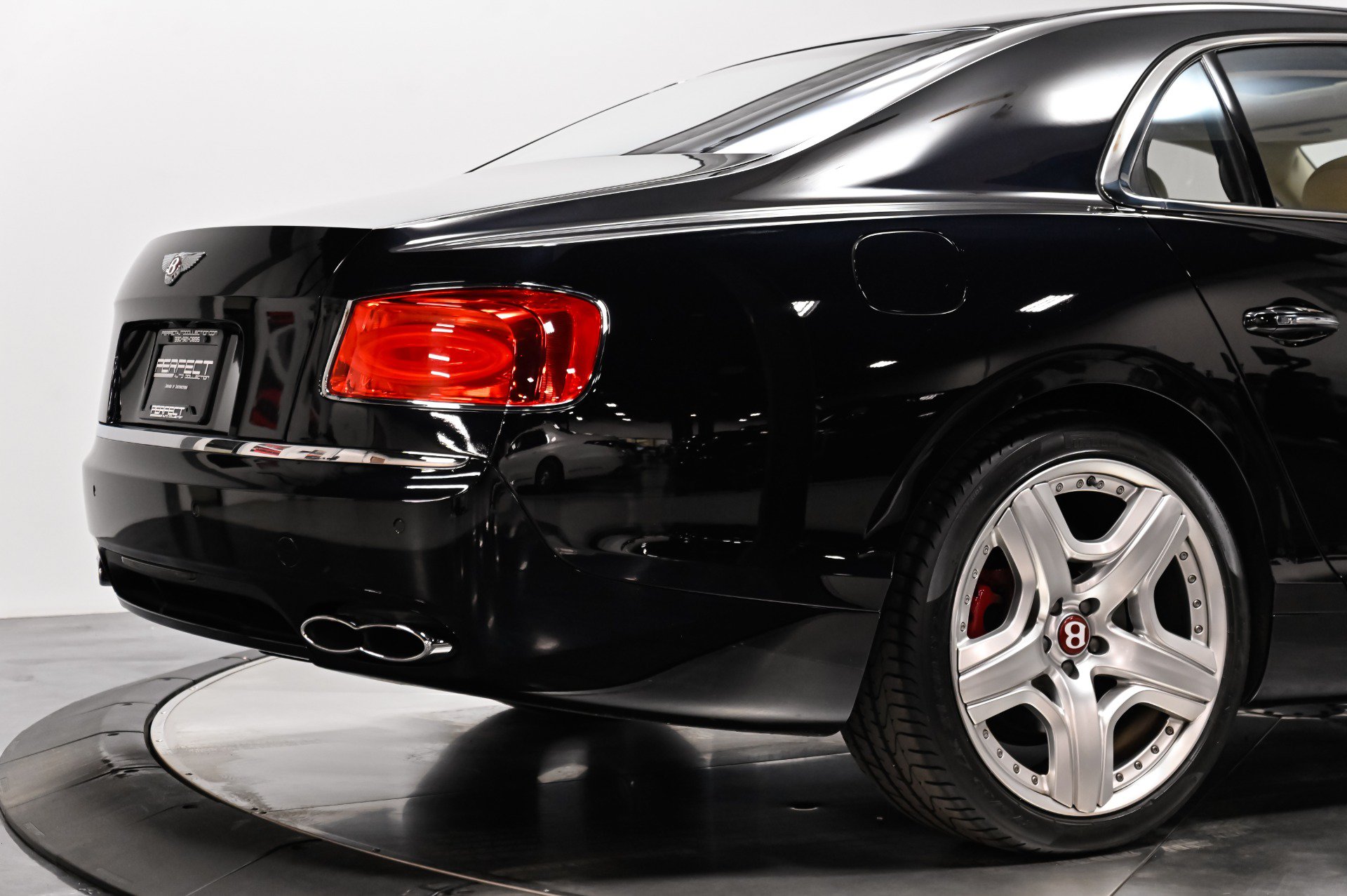 Used 2015 Bentley Flying Spur V8 AWD/4WD image 24