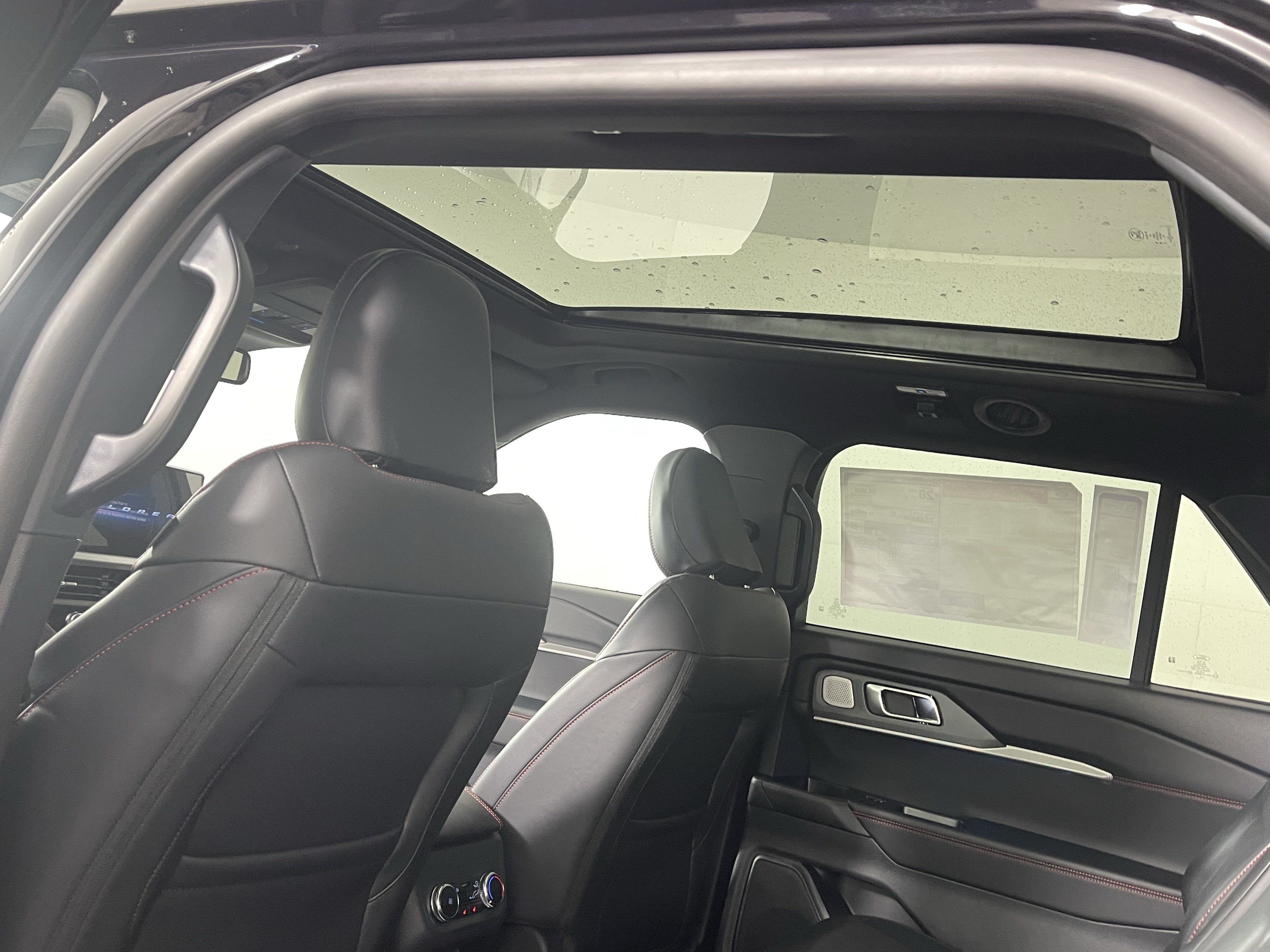 New 2026 Ford Explorer ST AWD/4WD image 15