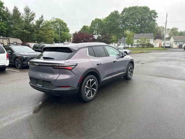 New 2026 Chevrolet Equinox EV LT AWD/4WD image 5