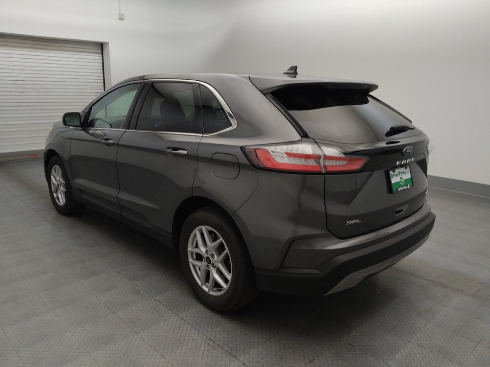 Used 2024 Ford Edge SEL image 5