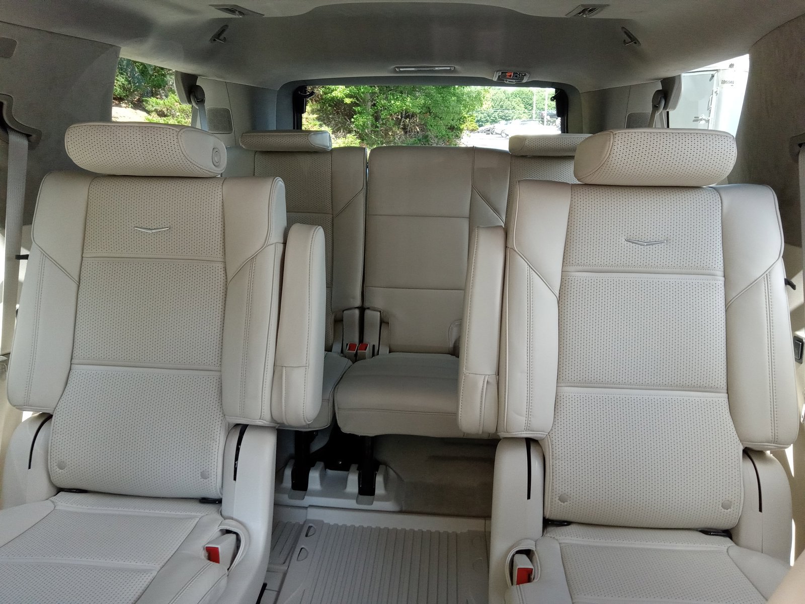 Certified 2026 Cadillac Escalade Platinum Sport AWD/4WD image 25