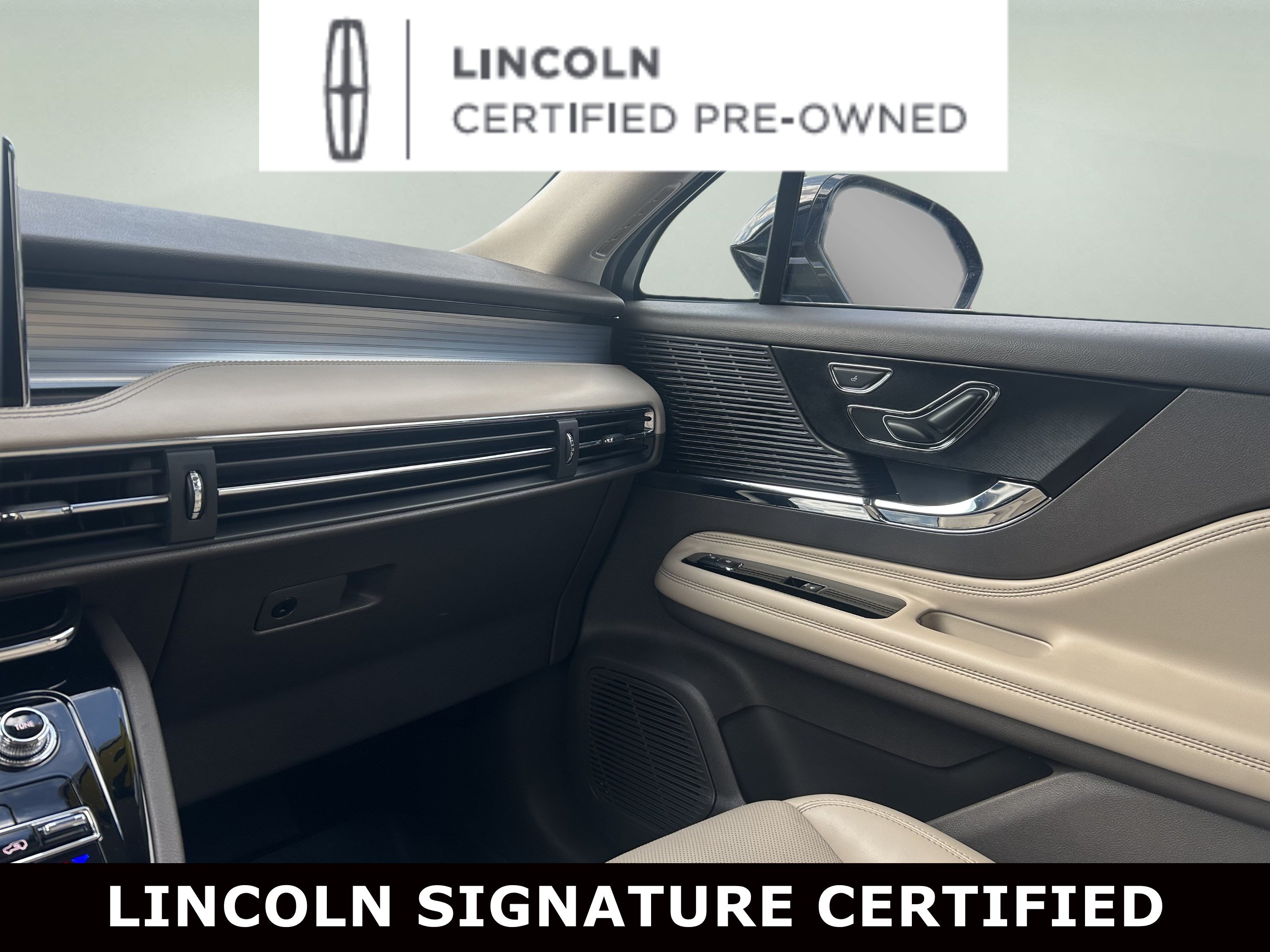 Certified 2022 Lincoln Corsair AWD w/ Premium Package image 14