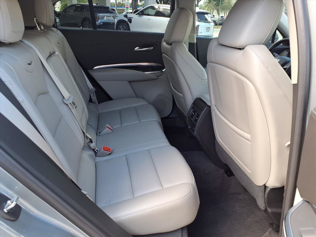 Certified 2023 Cadillac XT4 Luxury FWD image 13