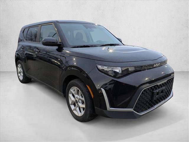 Used 2024 Kia Soul LX w/ Option Group 015 image 3
