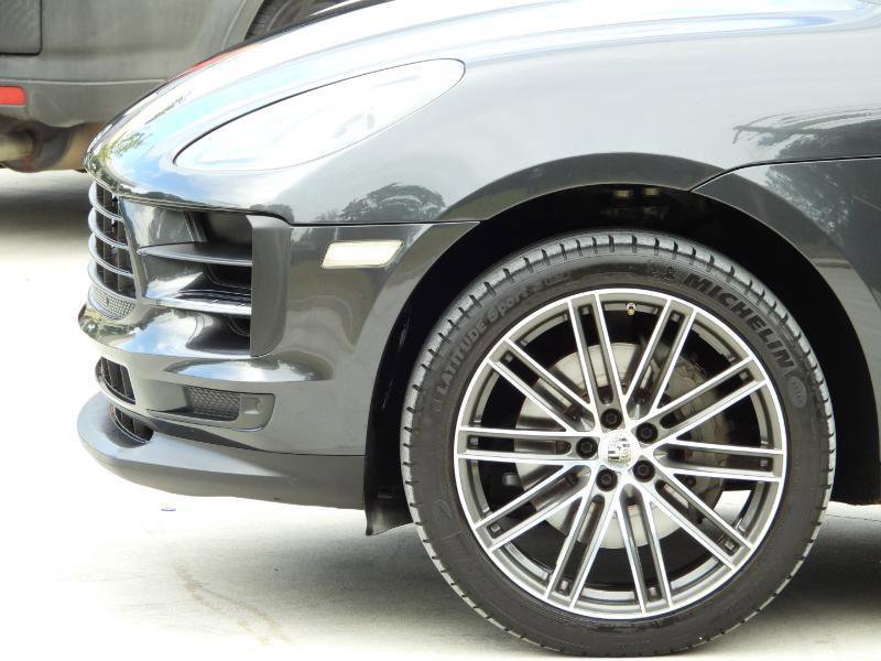 Used 2020 Porsche Macan S AWD/4WD image 22