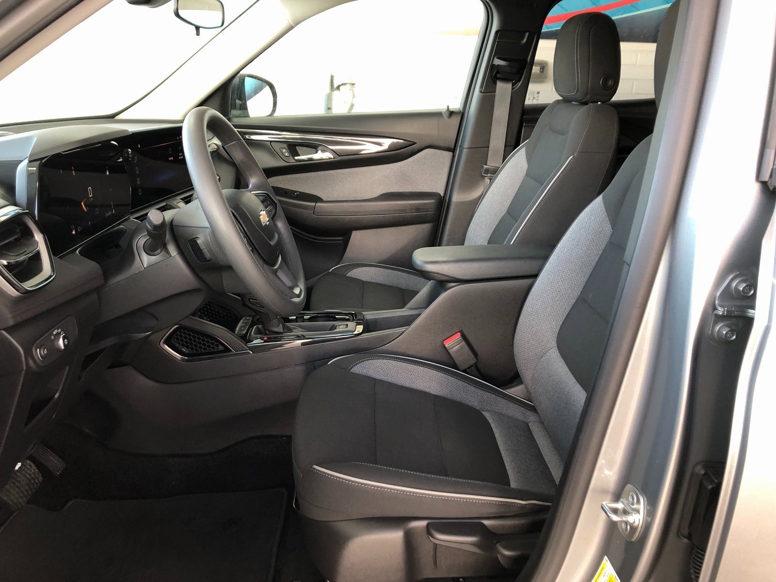 Certified 2025 Chevrolet TrailBlazer LS w/ LS Convenience Package image 19