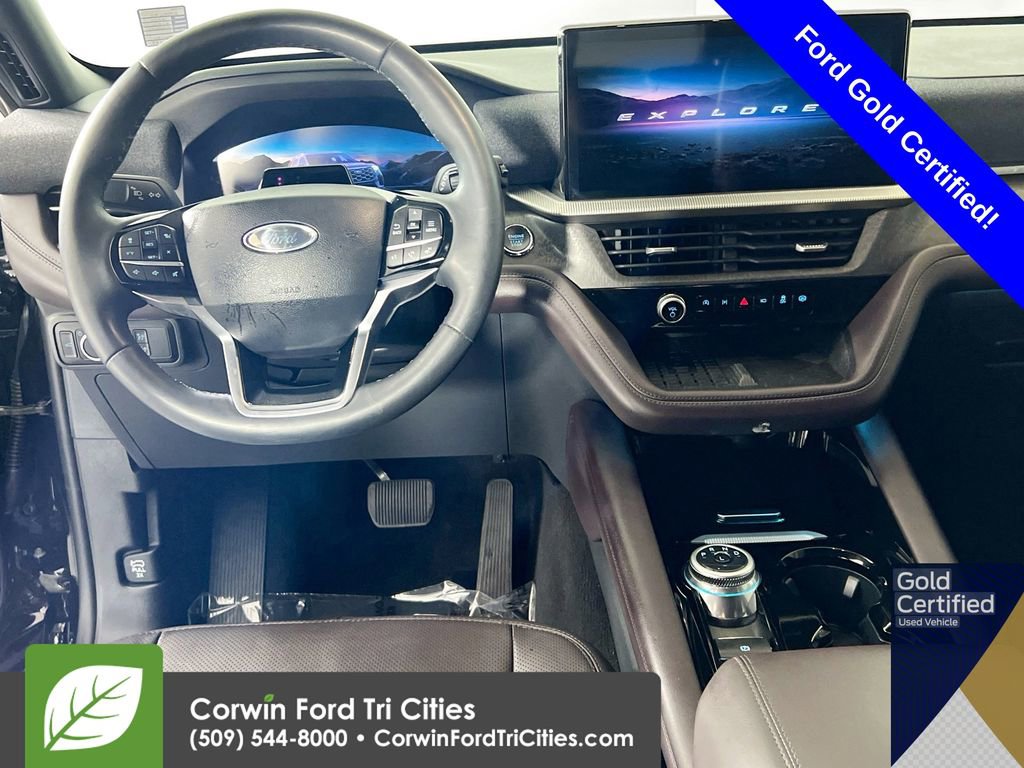 Used 2025 Ford Explorer Platinum w/ Ultimate Package AWD/4WD image 25