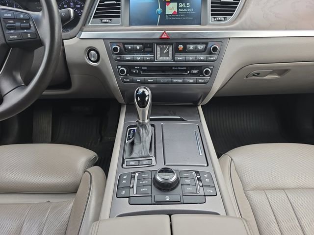 Used 2015 Hyundai Genesis 3.8 w/ Option Group 04 image 3