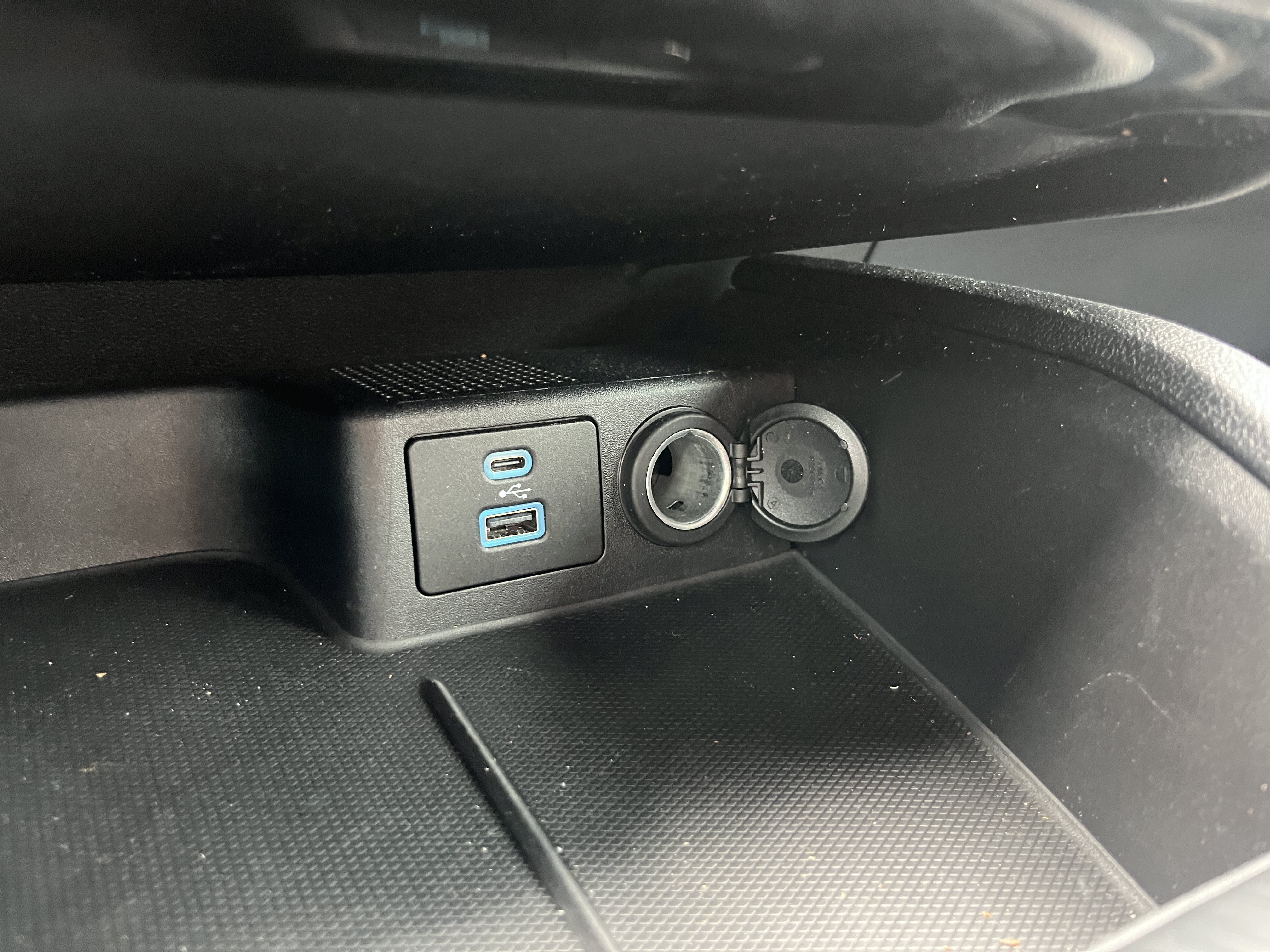 Used 2023 Ford Escape ST-Line w/ Tech Pack #1 FWD image 26