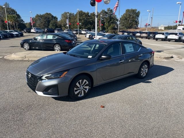 New 2025 Nissan Altima 2.5 S FWD image 4