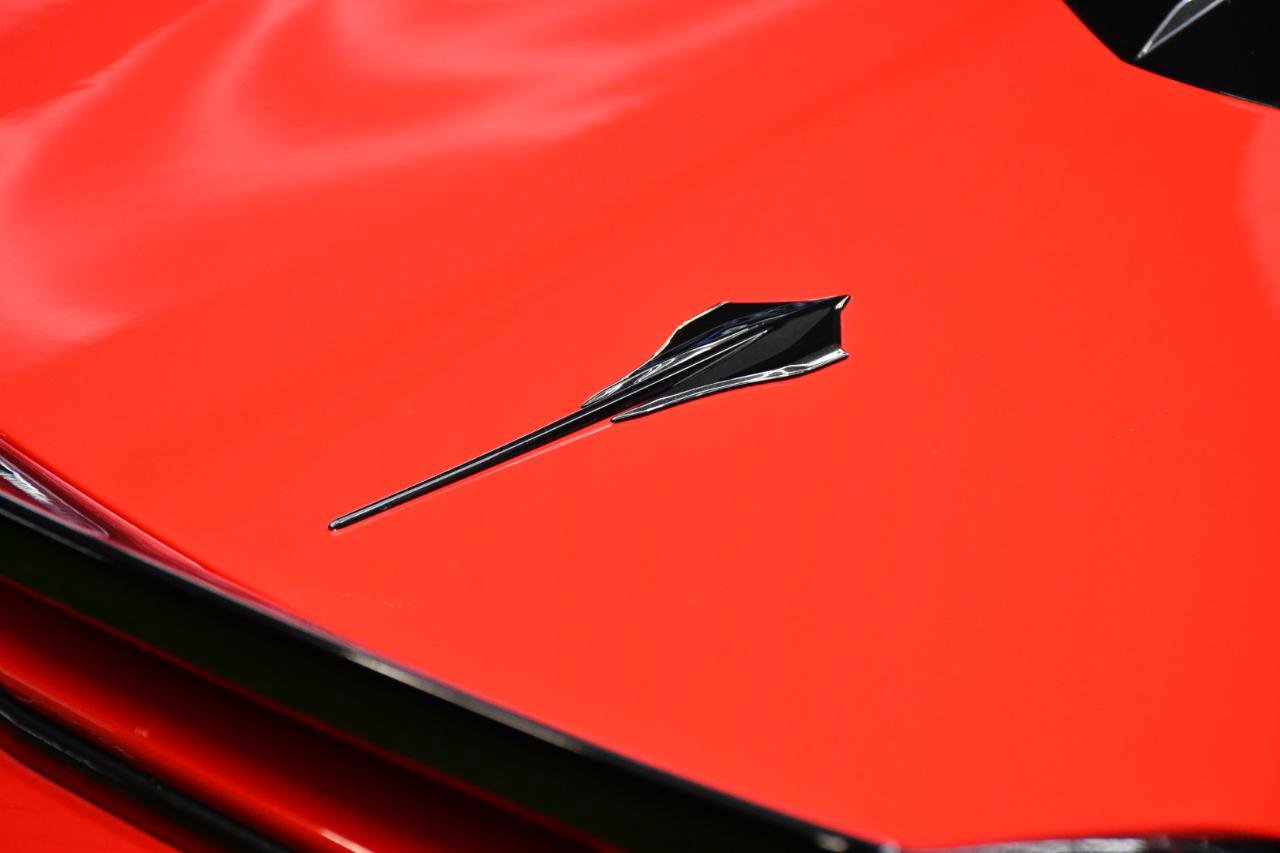 Used 2020 Chevrolet Corvette Stingray Premium Cpe w/ 3LT Preferred Equipment Group image 8