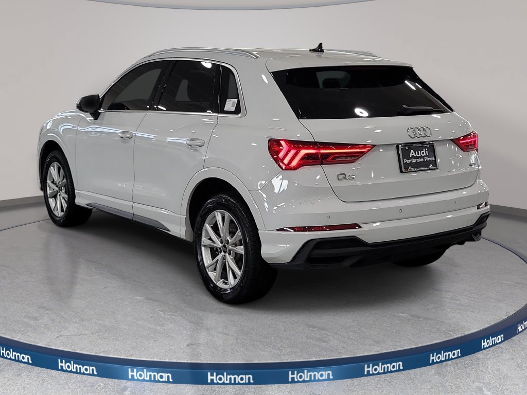 Used 2024 Audi Q3 2.0T Premium w/ Convenience Package AWD/4WD image 8