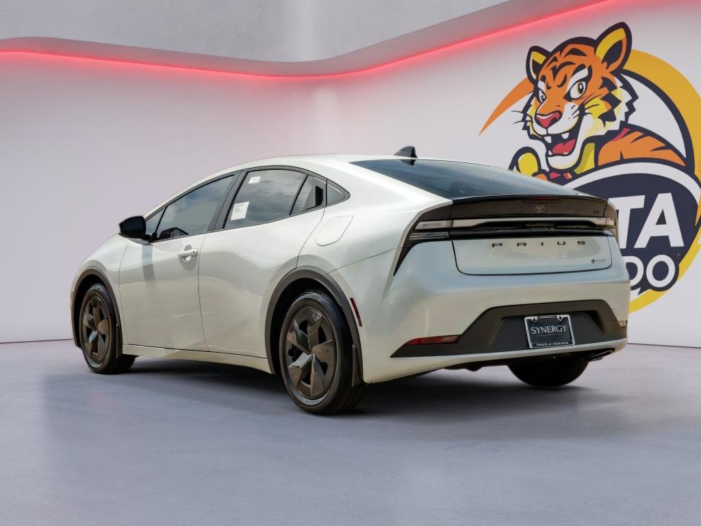 New 2026 Toyota Prius Plug-In Hybrid FWD image 7