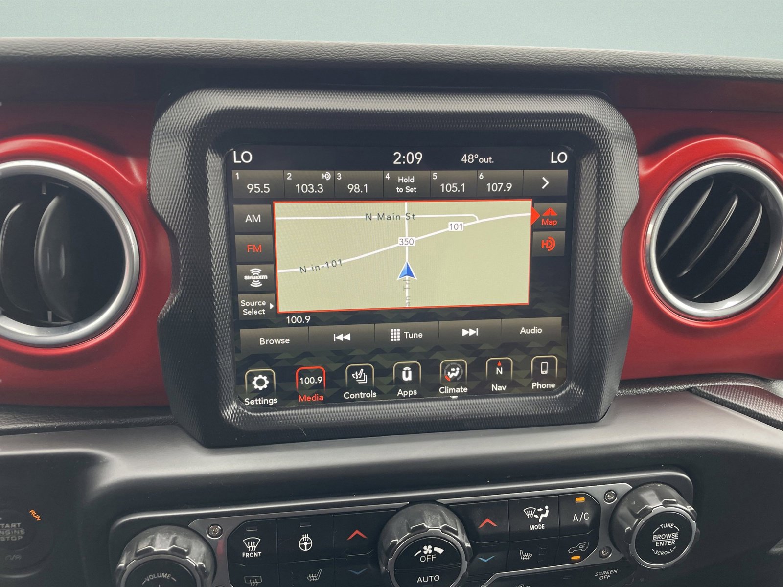 Used 2018 Jeep Wrangler Unlimited Rubicon image 14