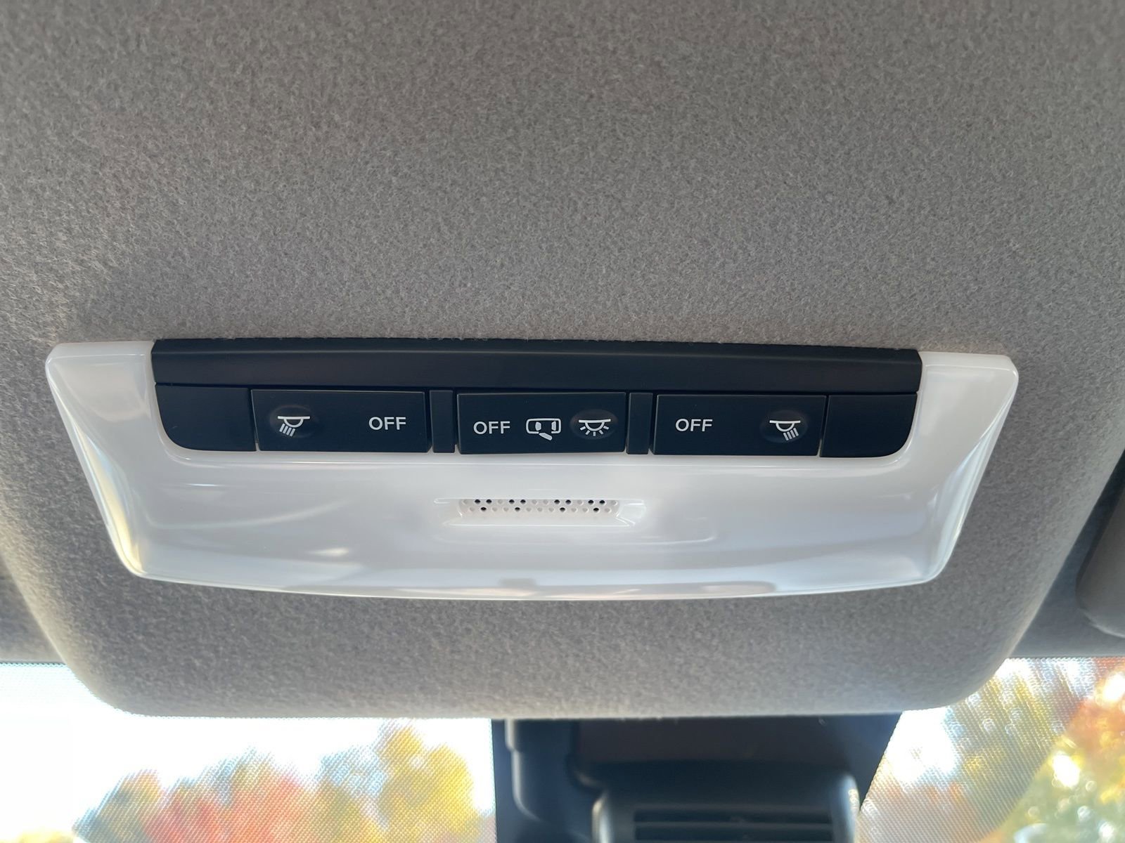 New 2025 Nissan Versa SV w/ Trunk Package image 20