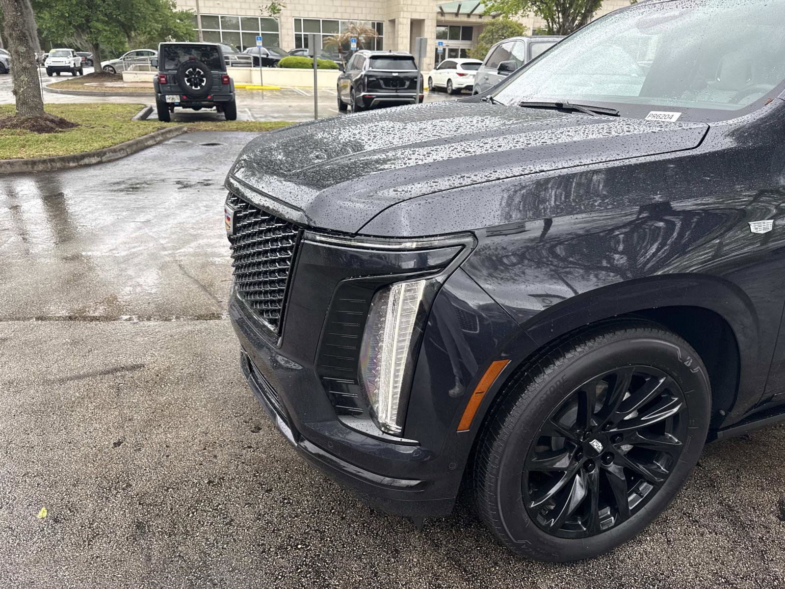 Used 2025 Cadillac Escalade Sport Platinum image 9