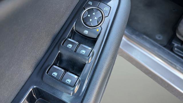 Used 2019 Ford Edge SEL w/ Equipment Group 201A image 18