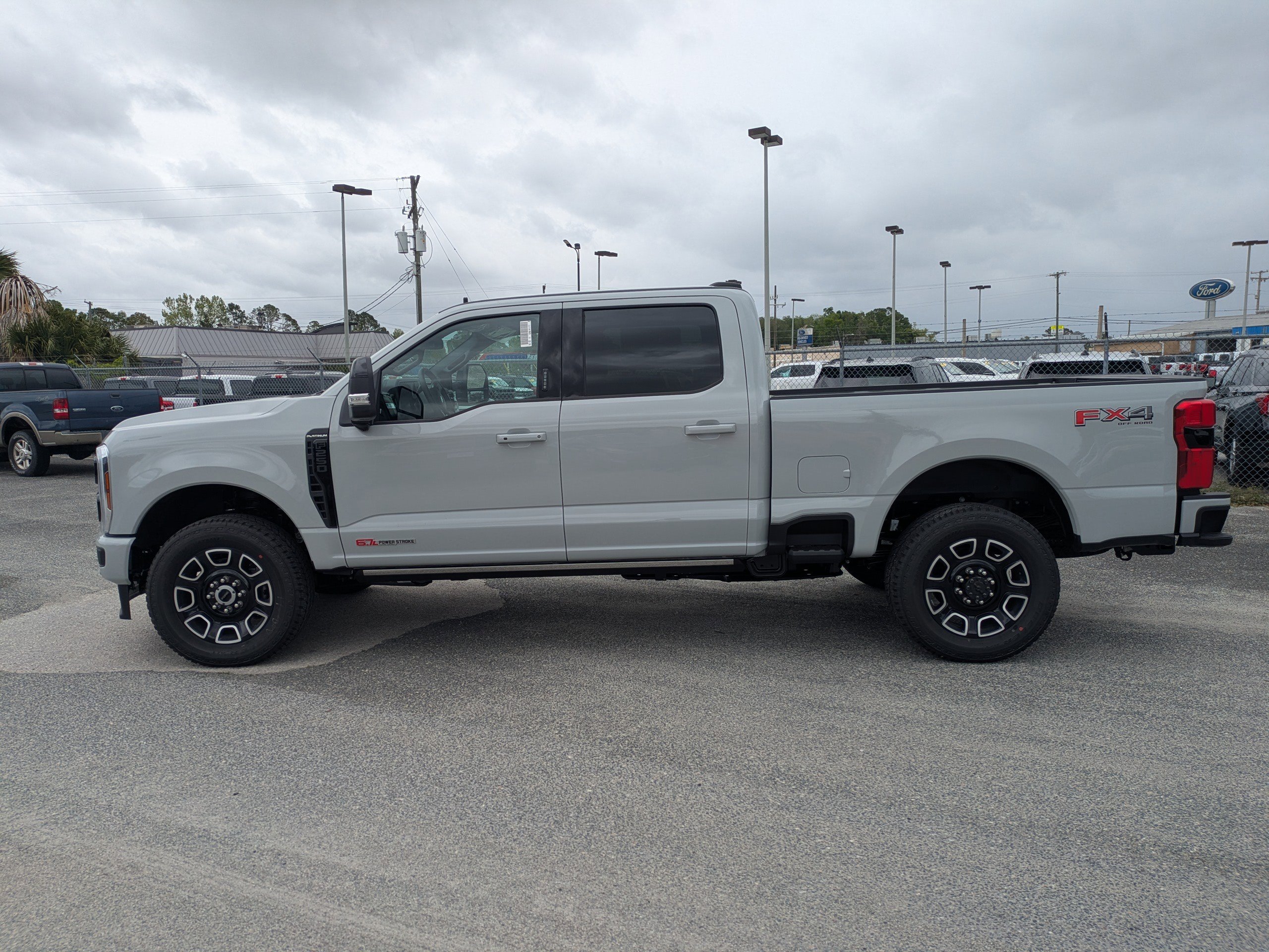 New 2026 Ford F250 Platinum AWD/4WD image 9
