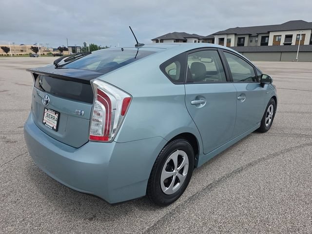 Used 2014 Toyota Prius Four w/ Solar Roof Package FWD image 13