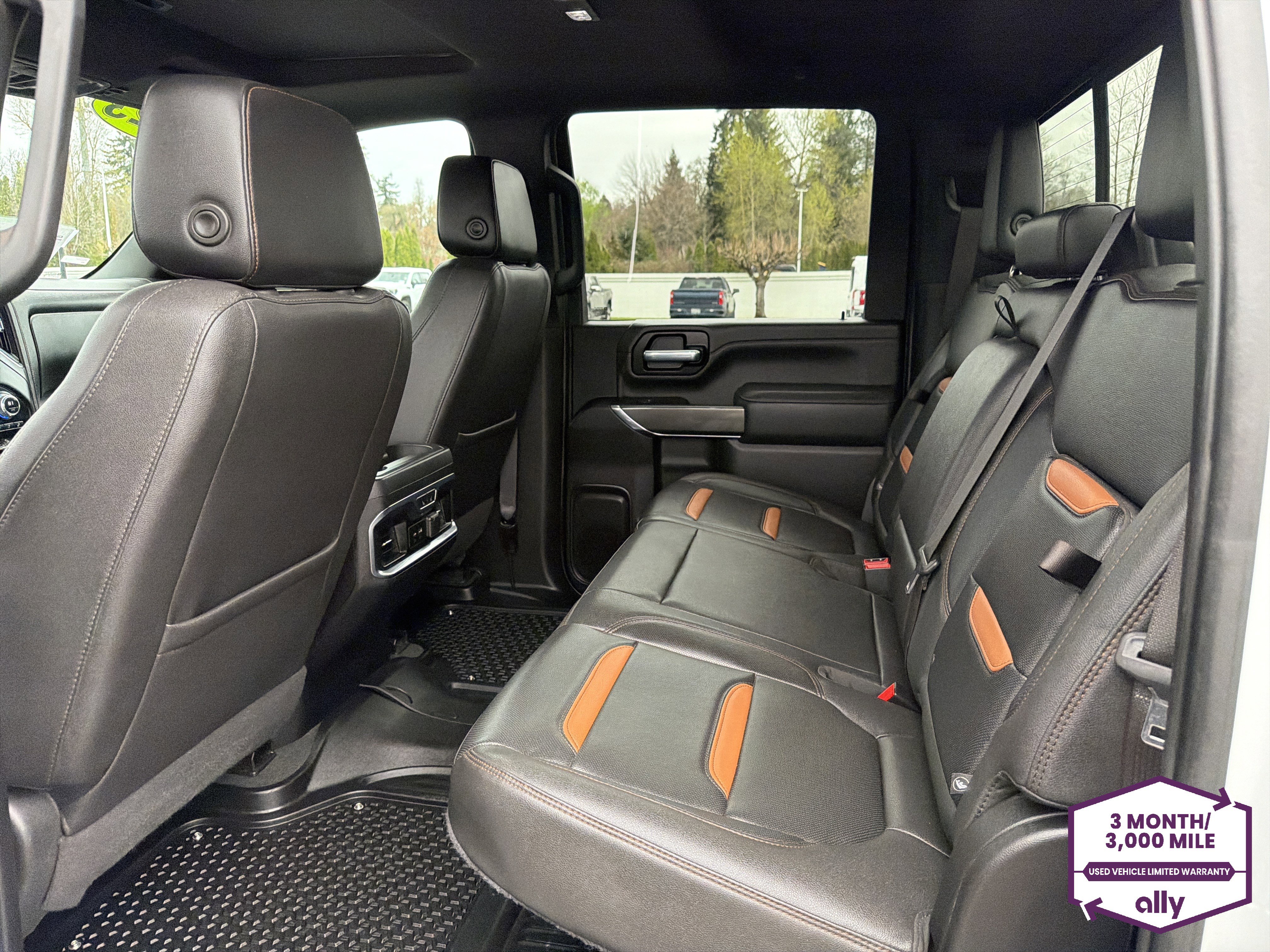 Used 2023 GMC Sierra 2500 AT4 w/ AT4 Premium Plus Package image 11