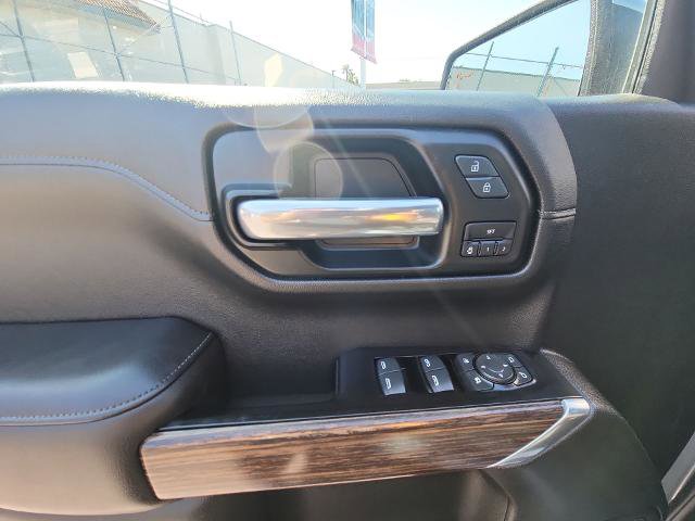 Used 2019 Chevrolet Silverado 1500 High Country w/ Technology Package AWD/4WD image 23