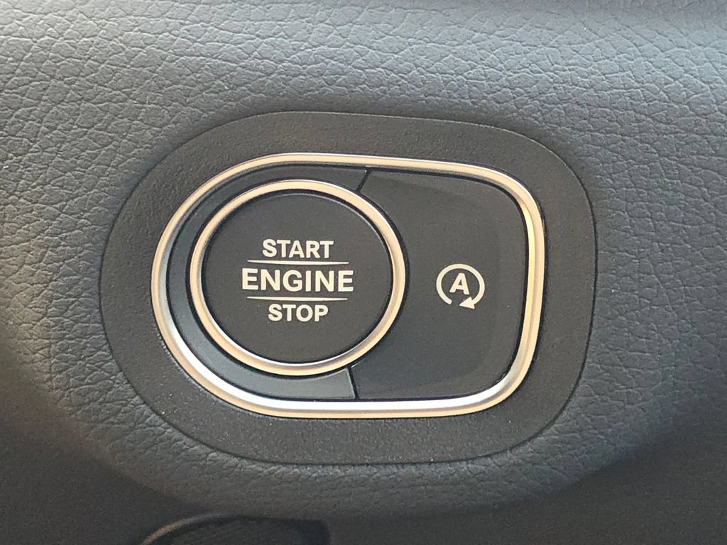 New 2026 Mercedes-Benz GLE 450 4MATIC Coupe image 37