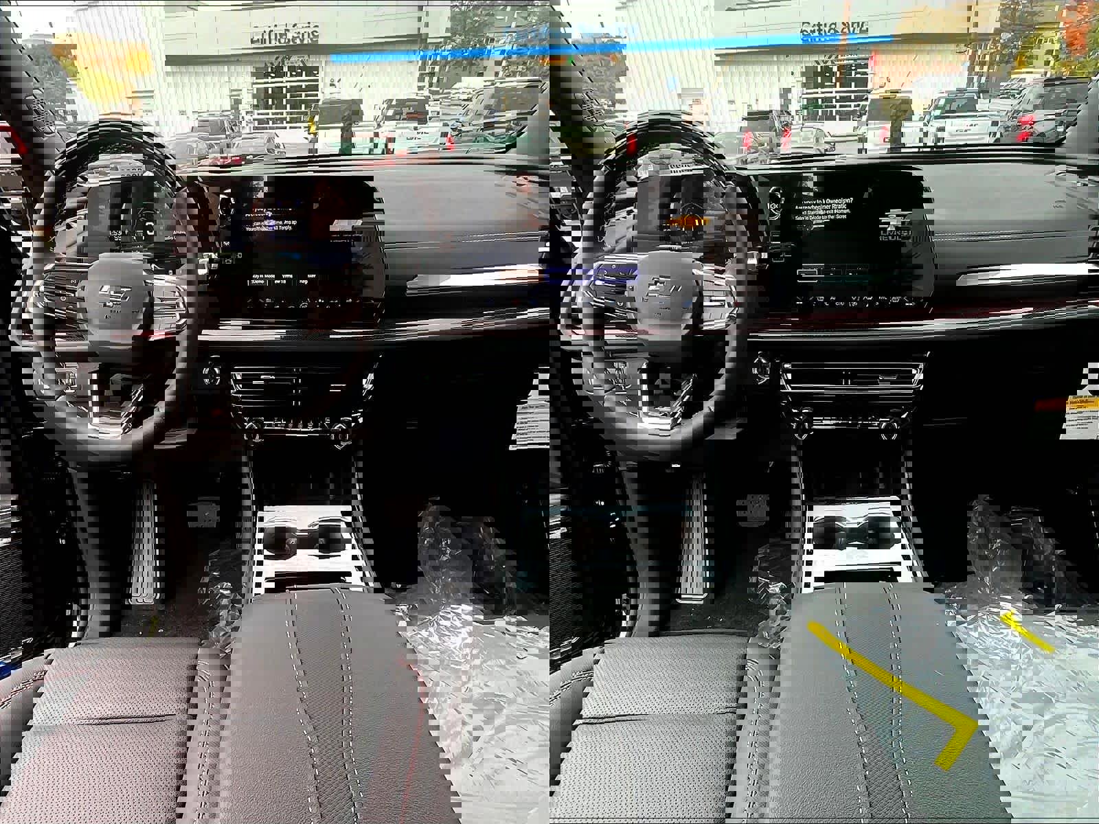 New 2026 Chevrolet Traverse Z71 w/ Enhanced Driving Package image 12