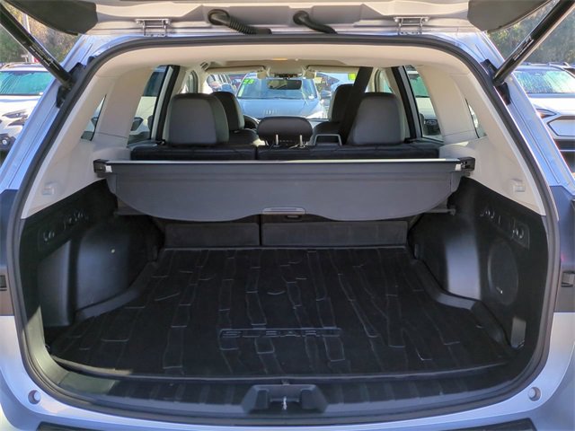 Used 2021 Subaru Forester Limited image 13