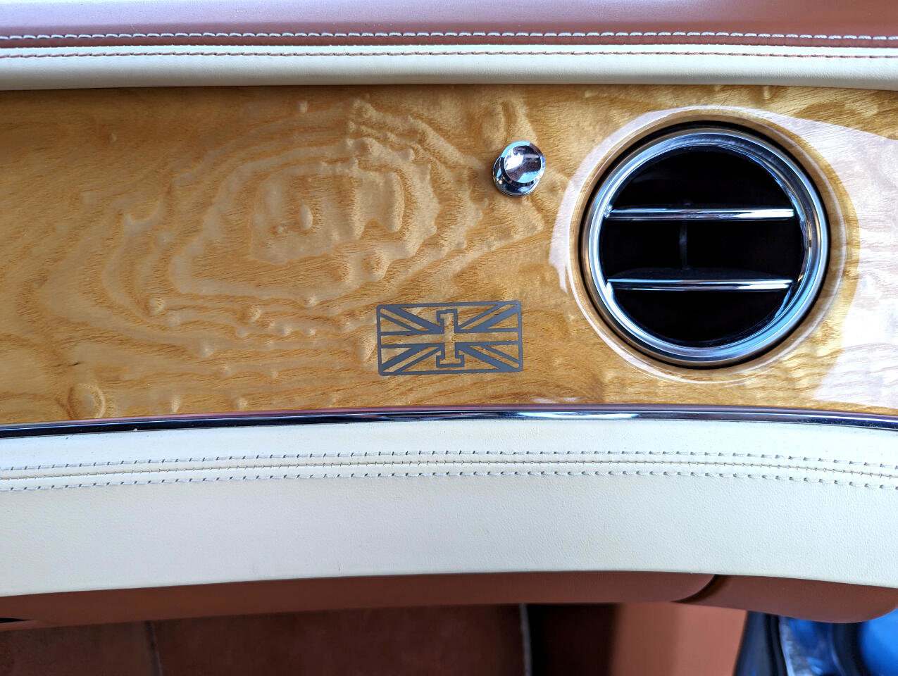 Used 2020 Bentley Continental GT V8 First Edition image 43