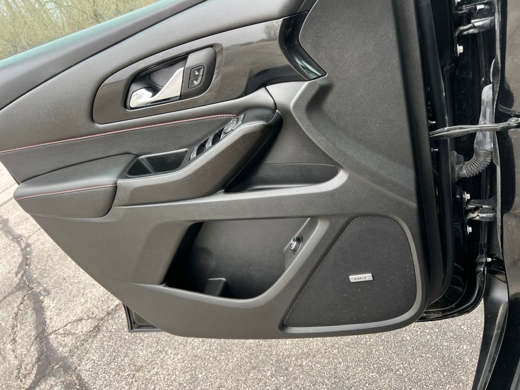 Used 2023 Chevrolet Traverse RS w/ LPO, Floor Liner Package image 11